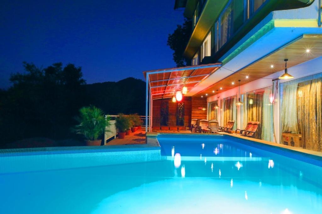 Lake View Resort Lonavala Εξωτερικό φωτογραφία