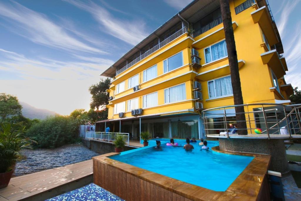 Lake View Resort Lonavala Εξωτερικό φωτογραφία