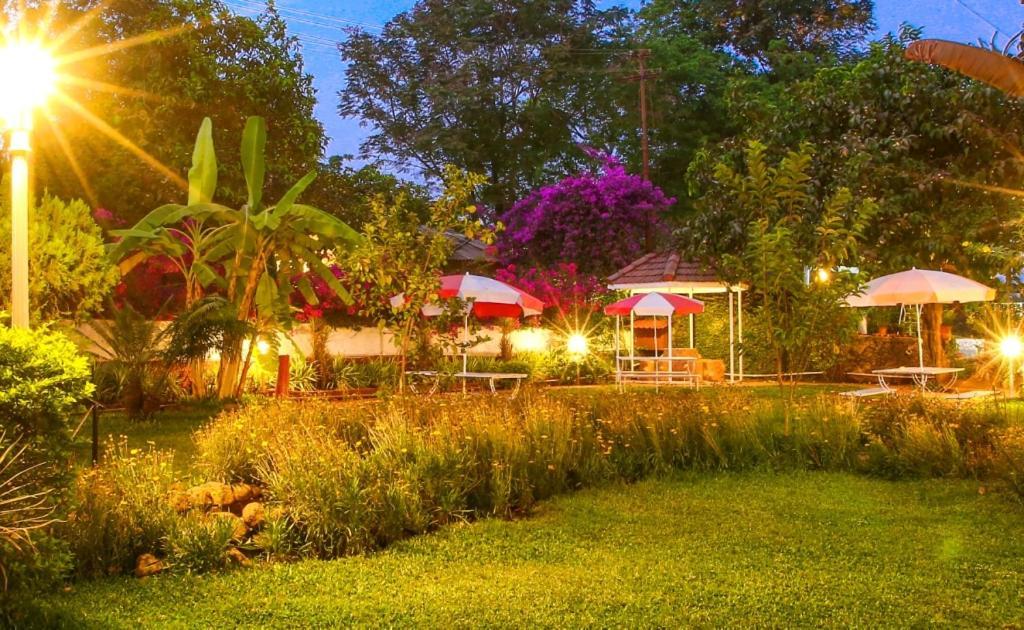 Lake View Resort Lonavala Εξωτερικό φωτογραφία